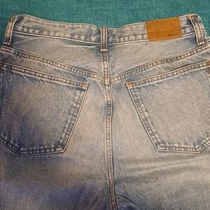 Madewell  Blue Denim Jeans 90's Straight Size 28.